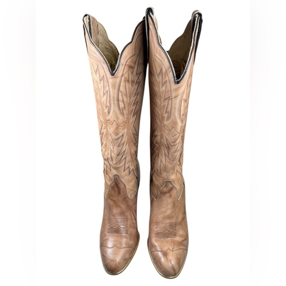 Jeenz Bootz | Women’s Vintage Leather Cowboy Heeled Boots - Picture 3 of 9